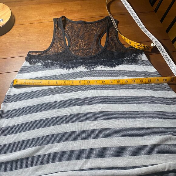 Women's Black Lace Striped Tank top Size Medium - Picture 10 of 10